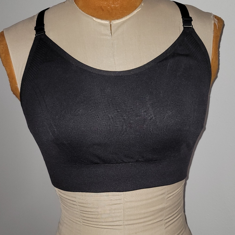 Black Sports Bra